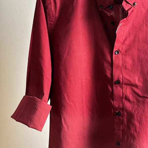 Classic Maroon Essential Shirt